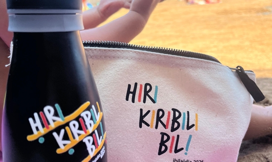 2026ko Ibilaldiko botila eta nezeserra hondartzan