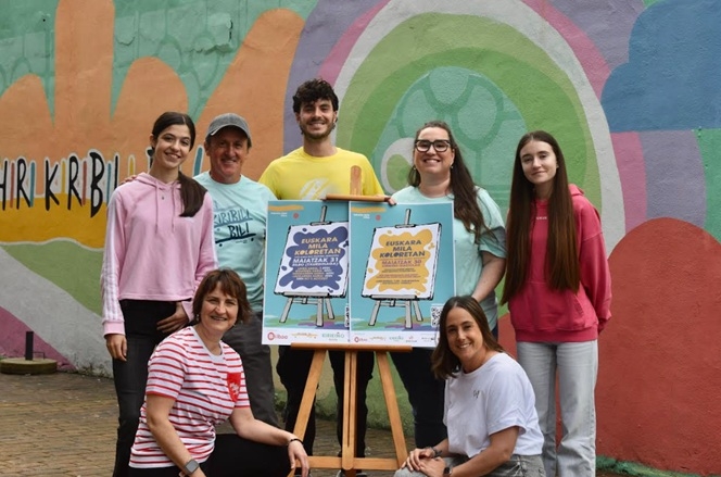 Kirikiño Ikastolak “Euskara Mila Koloretan” aire zabaleko lehen pintura lehiaketa antolatu du Ibilaldian